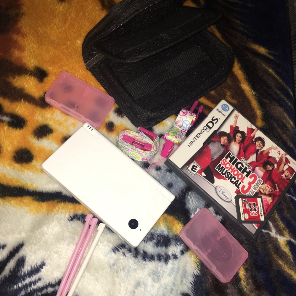 DSi